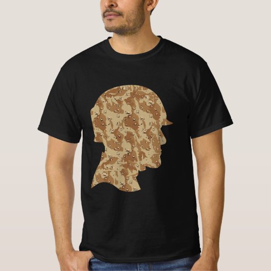 Desert Camouflage Soldier with Helmet T-Shirt (Vorderseite)
