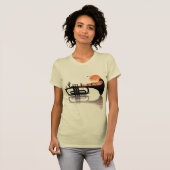 "Desert Echoes – Trumpet Sunset Surrealism" T-Shirt (Vorne ganz)