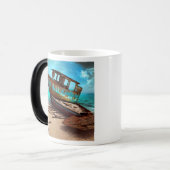 Desertiäre Ruderboote, die sich an einem abandonie Verwandlungstasse (Vorderseite Links)