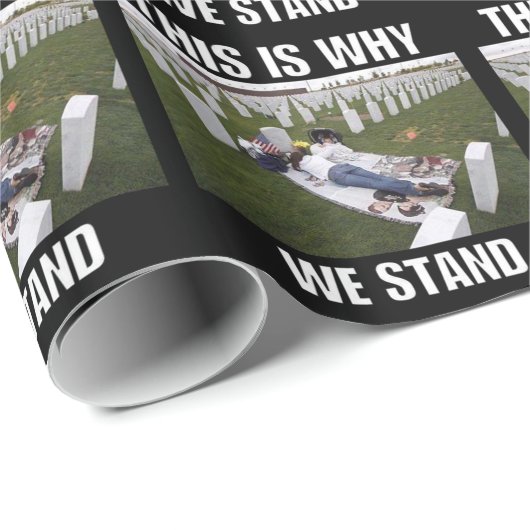 DESHALB STEHEN WIR. GESCHENKPAPIER (Rolleneckpunkt)