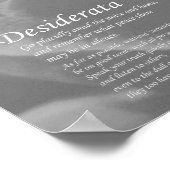 Desiderata - Satin Texture Rose in Schwarz und Wei Poster (Ecke)