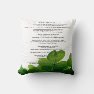 Desiderata "Wunschdenken" über grüne Kleber Kissen
