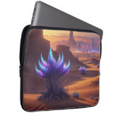 Desierto místico con ciudad futurista laptopschutzhülle (Vorne Rechts)