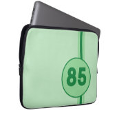 Design 85 grün auf Pfefferminzgrün mit Streifen Laptopschutzhülle (Vorne Rechts)