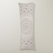Design Beige und Taupe Mandala Seitenschläferkissen (Vorderseite Vertikal)
