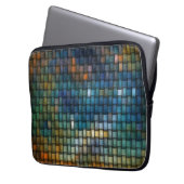Design bestehend aus farbigen, interlacierten Stre Laptopschutzhülle (Vorderseite Links)
