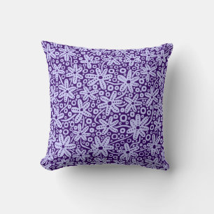 Design der Blume - Pulverblau auf Lila Kissen