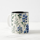 Design der Delphinium-Blume, botanische Eleganz Zweifarbige Tasse (Vorderseite Links)
