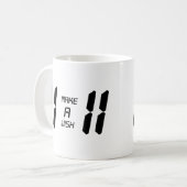 Design der digitalen Uhr 11:11 Kaffeetasse (Vorderseite Links)