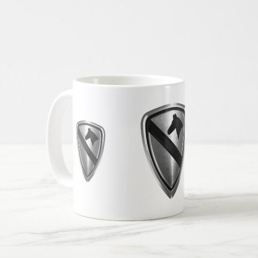 Design der ersten Cavalry Division Steel Patch Kaffeetasse (Vorderseite Links)