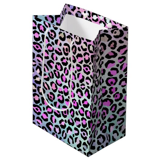 Design der iridescent Leopard-Serie 12 Mittlere Geschenktüte (Vorderseite Schrägansicht)