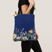 Design der niedlichen Navy Blue Boho Wildblume Tasche (Von Nahem)