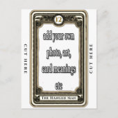 Design der Tarot-Karte des hängenden Mannes Postkarte (Vorderseite)