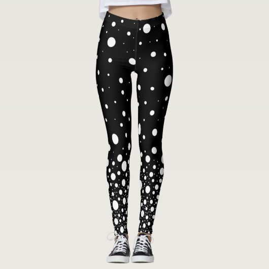 Design der weißen Polka-Dots Leggings (Vorderseite)