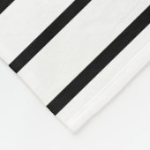 Design der weißen und schwarzen Streifen Fleecedecke (Ecke)