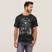 Design des Anzugs des Affen-Astronauten T-Shirt (Vorne ganz)