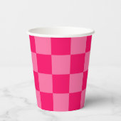 Design des hellen und Hot-Pink-Schachbretts Pappbecher (Rückseite)