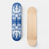 Design eines Abstrakt-gebrochenen Herzstamms Skateboard (Vorderseite)