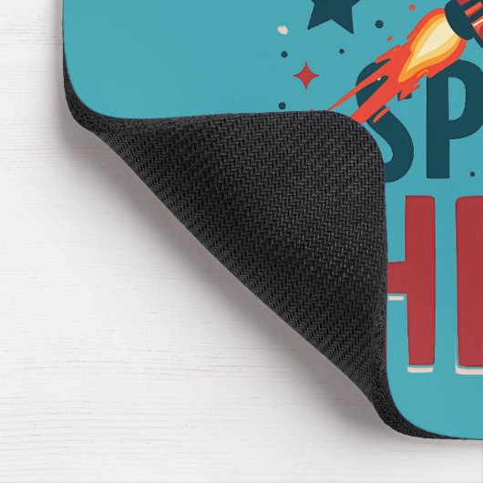 Design für das nächste Raumschiff Retro Mousepad (Ecke)