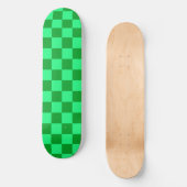 Design für helles und dunkelgrünes Schachbrett Skateboard (Vorderseite)