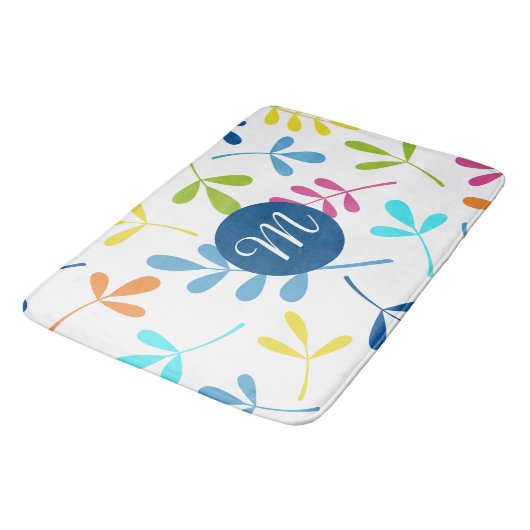 Design mehrfarbiger Blätter (Personalisiert) Badematte (Schrägansicht)