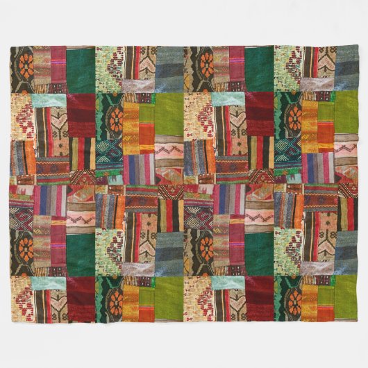 Design-Patchwork-Tapisserie für Rot und Grün Kilim Fleecedecke (Vorderseite (Horizontal))