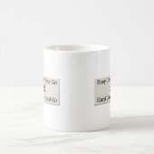 Design über einfache Arbeit und harte Arbeitsbezie Kaffeetasse (Mittel)