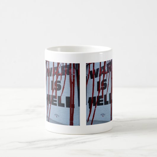 Design Vermelho de Expressão Urbana War is Hell Kaffeetasse (Mittel)