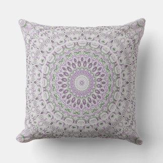 Design von Lavendel und Green Mandala Kissen