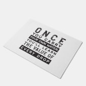 Design von Weisheit-Zitaten - Wert jedes einzelnen Fußmatte (Schrägansicht)