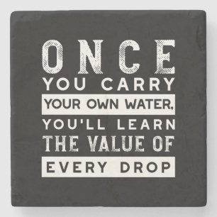 Design von Weisheit-Zitaten - Wert jedes einzelnen Steinuntersetzer