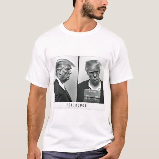 Design zeigt Donald Trumps Tasse. T-Shirt (Vorderseite)