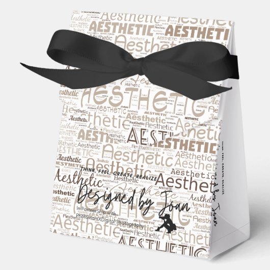 Designed by Joan Aesthetic GiftBox Geschenkschachtel (Vorderseite)
