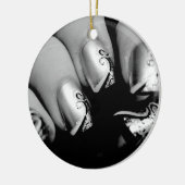 Designer Fingernails Keramik Ornament (Links)