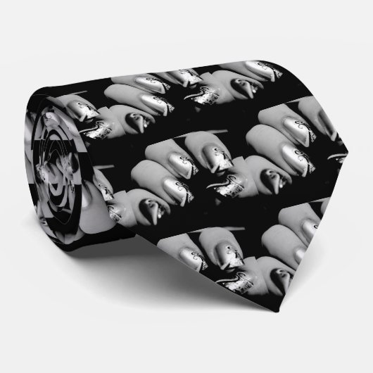 Designer Fingernails Krawatte (Gerollt)