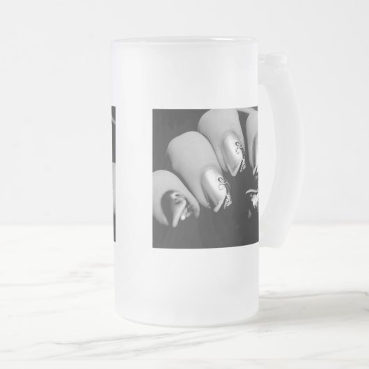 Designer Fingernails Mattglas Bierglas (VorderseiteRechts)