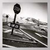 Desolate Highway Poster (Vorne)