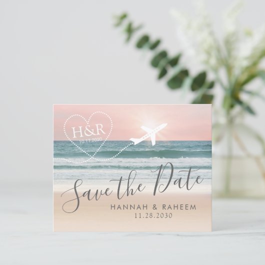Destination Beach Wedding Sunset Save the Date (Stehend Vorderseite)