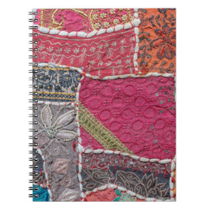 Detail alte bunte Patchwork-Teppich, Indien. Nah Notizblock
