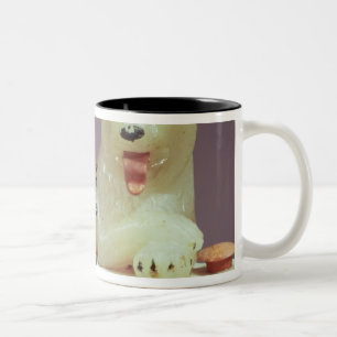 Detail des Deckels eines Unguentglases mit einer Zweifarbige Tasse