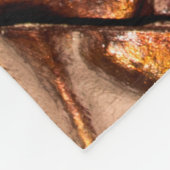 Detail des Zierbildes, Bronzefarben. Fleecedecke (Ecke)
