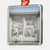 Detail vom Bogen Constantine Ornament Aus Metall (Links)
