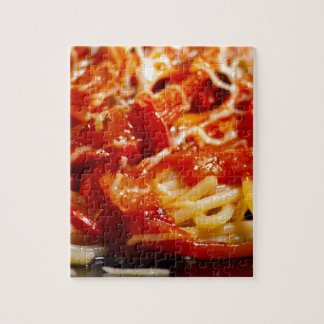 Detailansicht der italienischen Spaghettis mit Puzzle