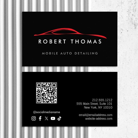 Detailliertes Schwarz-Rotes Auto, QR-Code für Auto Visitenkarte