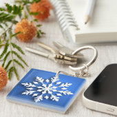 Detailliertes White Snowflake Design Schlüsselanhänger (Vorderseite rechts)