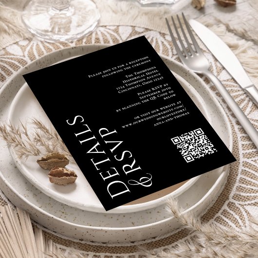 Details zu den UAWG für den QR-Code in Schwarz und Begleitkarte