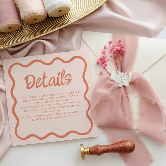 Details zum Hochzeitstil in Rosa und Rot-Wavy-Hand Einladung