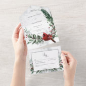 Details zum rustikalen Winterkranz & Roten Kardina All In One Einladung (Abreißen)