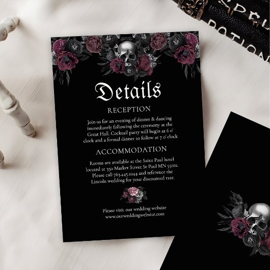 Details zur Hochzeit von Burgund Gothic Floral Sku Begleitkarte