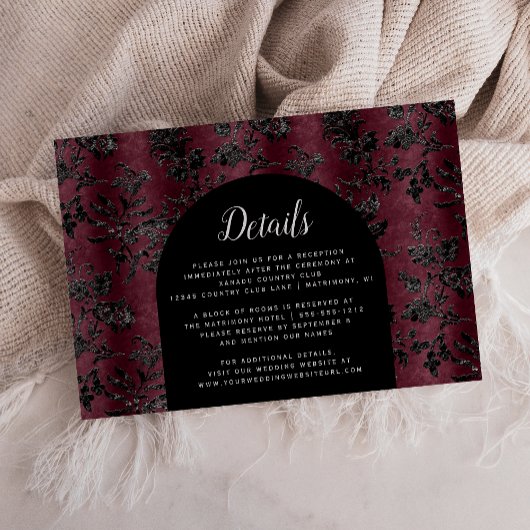 Details zur Hochzeit von Moody Burgundy Black Dama Begleitkarte